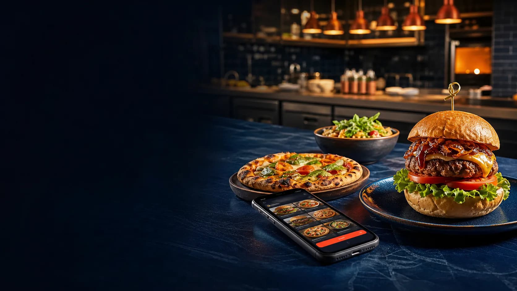 Cardápio digital em um restaurante com burger, pizza e pedido pelo celular
